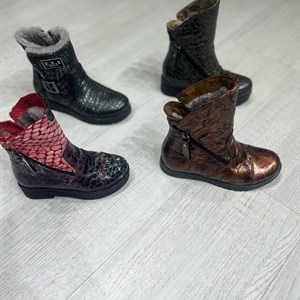 Натуральная кожа полностью с Натуральным мехом Цена