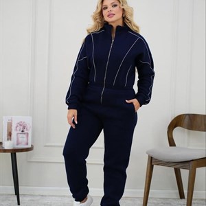 Бомбический стильный комбинезон на флисе