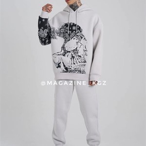 Здравствуйте Вы можете заказать у нас уличную одежду