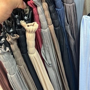 ОПТОМ ДОРДОЙ: Модные носки и лосины с доставкой по всему миру 🌍