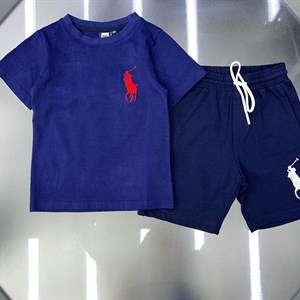 ОПТОВАЯ ЦЕНА 820сомов размеры с 2 7лет в линейке