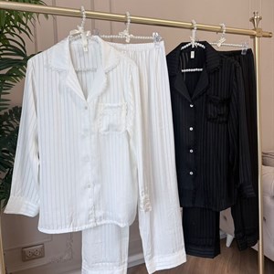 Классические атласные халаты и пижамы - стиль и комфорт на каждый день