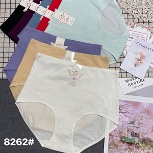 Кыргызстан Бишкек Рынок Кербен Дордой Нижнее белье