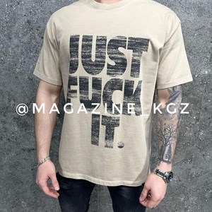 Здравствуйте Вы можете заказать у нас уличную одежду