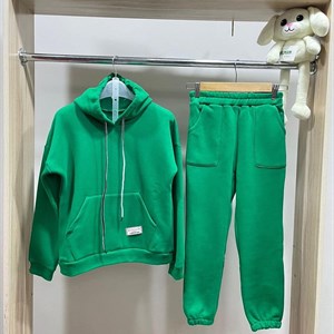 в наличии двойки  Размеры 36 38 40 42 Ткань турецкая