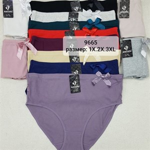 Кыргызстан Бишкек Рынок Кербен Дордой Нижнее белье