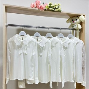 в наличии блузки  Размеры 32 34 36 38 40 Ткань хб