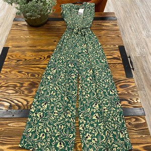 Очень стильный комбинезон от BSL Можно и в кафе с