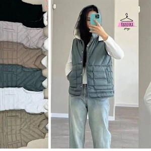 Дорогие девочки получили красивые стильные безрукавки