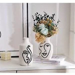 Умейте жить Не тратьте время зря Оно уходит как песок