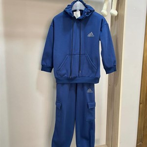 в наличии двойки adidas  Размеры 36 38 40 42 44 Ткань