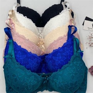 Кыргызстан Бишкек Рынок Кербен Дордой Нижнее белье