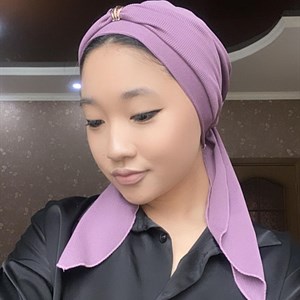 Весенняя коллекция Готовый платок Материал трикотаж