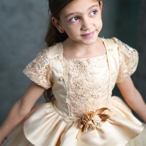 Новинки Самые красивые платья тут mavis kids dordoi