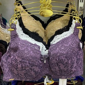 Рынок Кербен Мир белья Дордой Ряд 6 контейнер 07