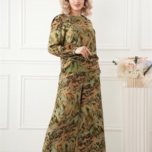 Элегантная двойка для современных женщин — большой размер 48-54