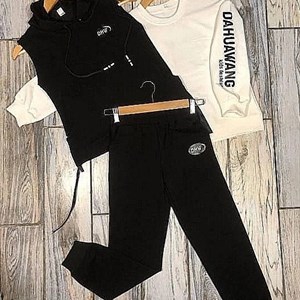 Заранее просим прошение за качество фотографий Тройки