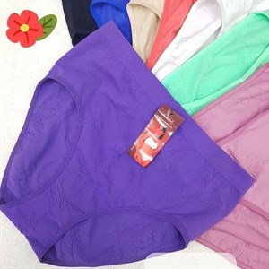 Кыргызстан Бишкек Рынок Кербен Дордой Нижнее белье