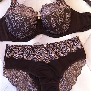 Рынок Кербен Мир белья Дордой Ряд 6 контейнер 07