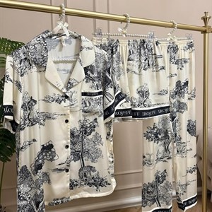 Шелковые тройки — стиль и комфорт для каждой женщины