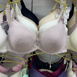 Кыргызстан Бишкек Рынок Кербен Дордой Нижнее белье