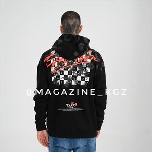 Здравствуйте Вы можете заказать у нас уличную одежду