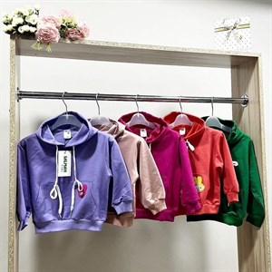 в наличии толстовки  Размеры 26 28 30 32 34 Ткань