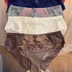 Дордой рынок Кербен Мир белья Ряд 6 контейнер 07