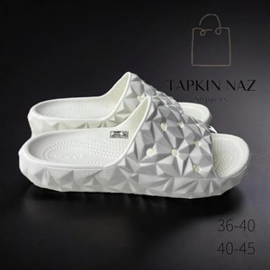  Более 20ти лет занимаемся продажами домашних тапочек