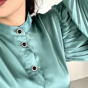 Безумно красиво платье Материал японский шёлк Спущенное