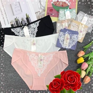 Кыргызстан Бишкек Рынок Кербен Дордой Нижнее белье