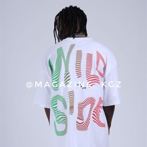 Здравствуйте Вы можете заказать у нас уличную одежду