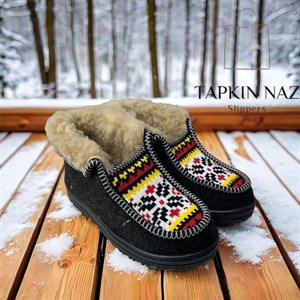  Более 20ти лет занимаемся продажами домашних тапочек