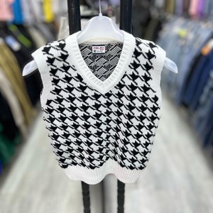 В наличии ОПТОВАЯ ЦЕНА 400 450сом  размеры 5 9 9 11лет