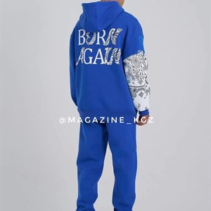 Здравствуйте Вы можете заказать у нас уличную одежду