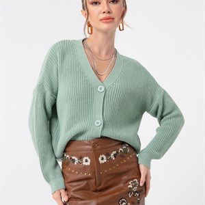 Стильные базовые кардиганы в наличии в разных цветах