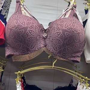 Кыргызстан Бишкек Рынок Кербен Дордой Нижнее белье