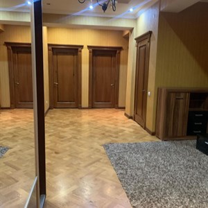 Сдаётся квартира в центре города 200кв 2000