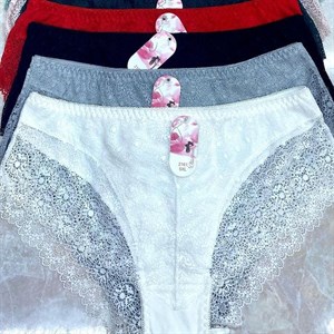 Кыргызстан Бишкек Рынок Кербен Дордой Нижнее белье