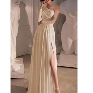 Шикарная платья Ткань Барби плодный Размер 42 44 Рассветки