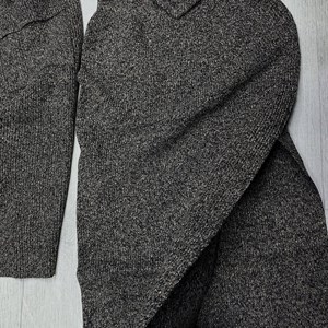 Новая коллекция женской одежды из Италии - юбки, жилетки и кардиганы