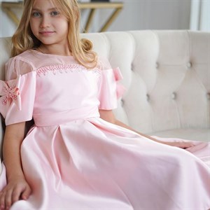 Абсолютно новая модель Нежные цвета Сдержанный стиль