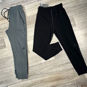 На рынке более 10 лет Оптовые и розничные продажи