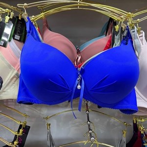 Кыргызстан Бишкек Рынок Кербен Дордой Нижнее белье