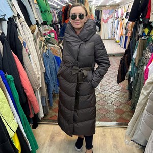 Шикарный натуральный пуховик CLASNA Предлагается ещё