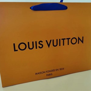 Все для праздника Шары свечи колпачки Широкий ассортимент