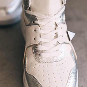 Классные джорданы из новой осенней коллекции Отличное