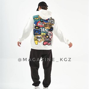 Здравствуйте Вы можете заказать у нас уличную одежду