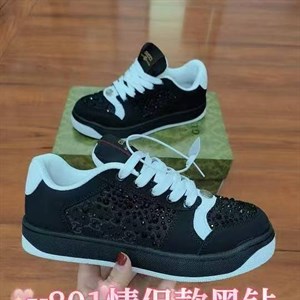 Качественная обувь оптом от Светланы Гачевской - Ваш идеальный выбор!