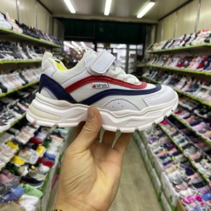 Магазин модной и Качественной обуви 15 лет на рынке